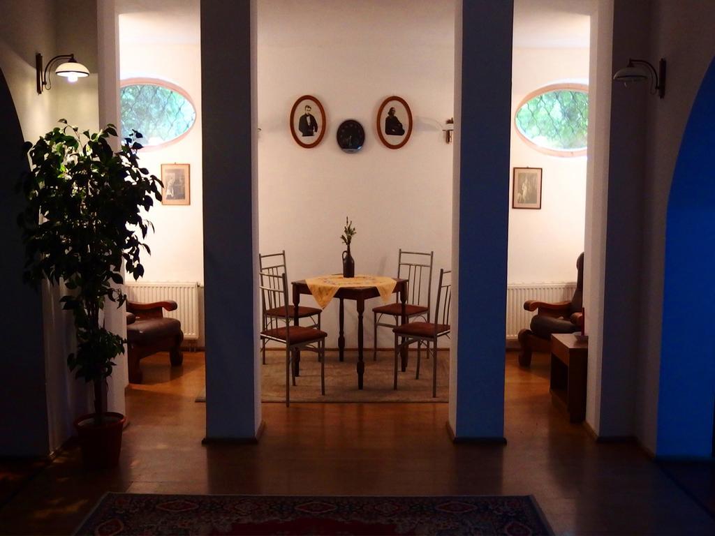 Отель Lipowy Dwor Закопане Экстерьер фото